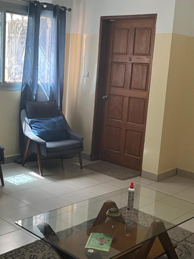 Les 5 Lanternes By Clara Bed & Breakfast Dakar Bagian luar foto
